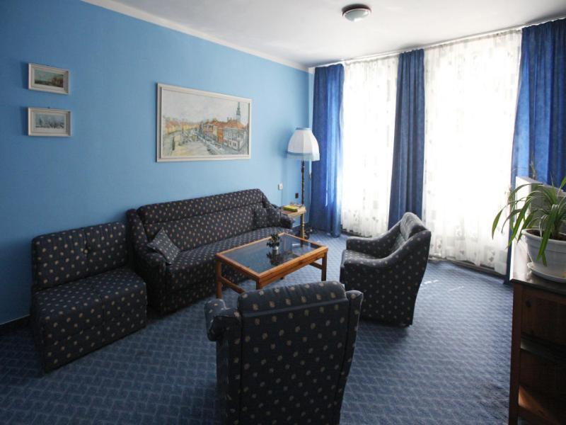Hotel Solaster Garni Тршебич Екстер'єр фото